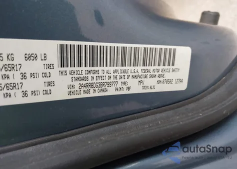 2011 Chrysler Town & Country Touring-L из США, поврежденный, VIN 2A4RR8DG3BR799777